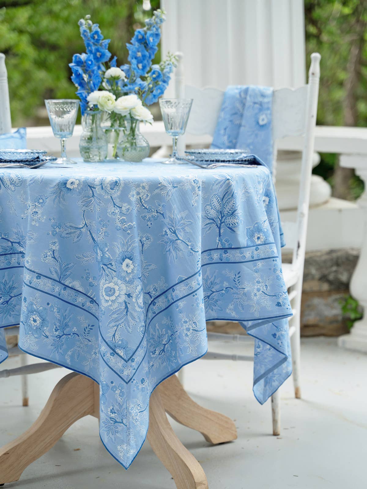 Augustine Tablecloth - Washed Blue